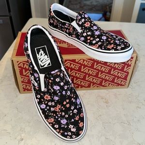 Women’s Vans Classic Slips Ons Floral size 7.5